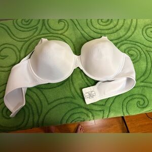 Vanity Fair Beauty Back underwire bra,  molded cups